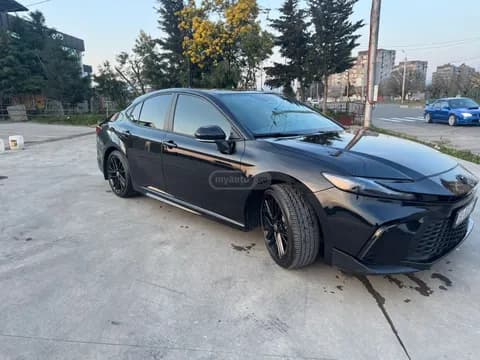 Toyota Camry 2024 купить в Москве