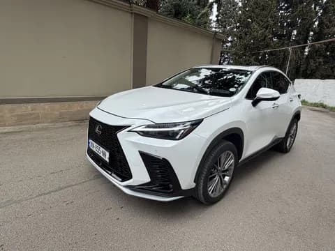 Lexus NX 350 2022 купить в Москве