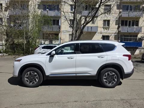 Hyundai Santa Fe 2023 купить в Москве